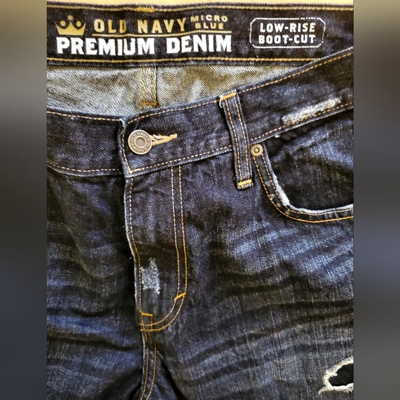 Men's Old Navy dark wash low-rise bootcut distressed denim jeans Size 33x30 - Picture 3 of 6